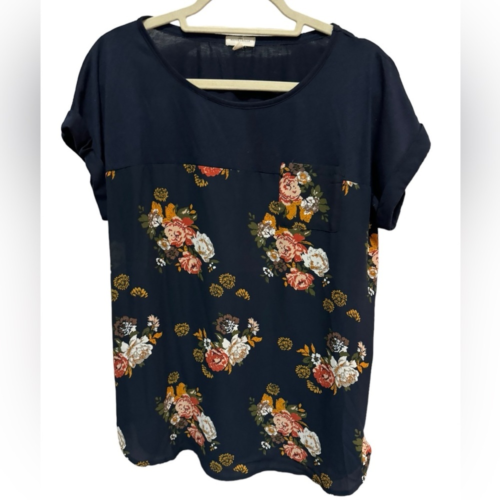 Mason & Belle - Navy Blue / Floral Top - Size XL